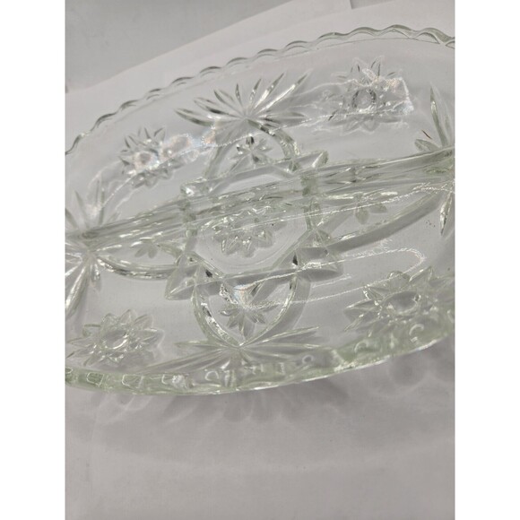 Vintage Anchor Hocking Clear Glass Oval Divided Pickle / Olive Dish - Picture 4 of 7